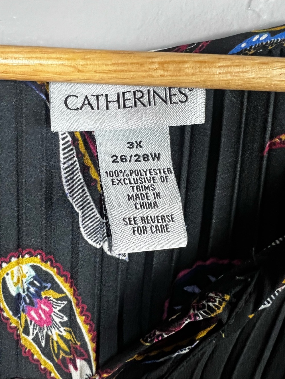 Catherines Black Paisley Print Tunic Top - Picture 3 of 4